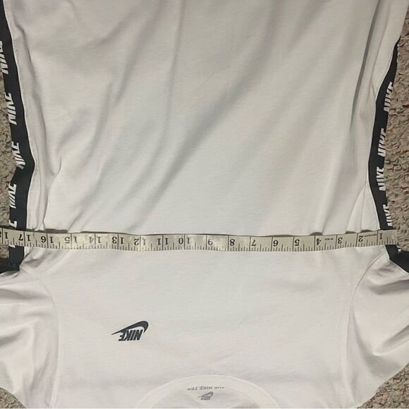 Nike White Swoosh Short Sleeve Shirt Mens Size Small - Picture 6 of 7